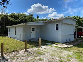 Building Photo - 5068 Santos Rd