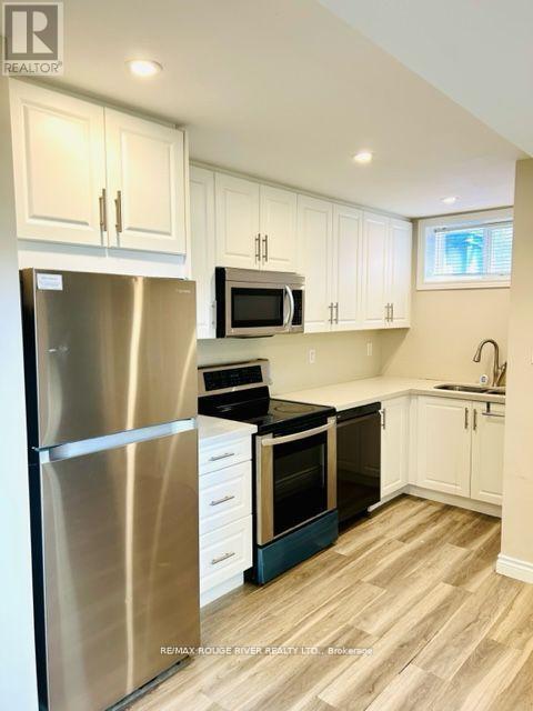 Photo du bâtiment - 513 Rossland Rd E