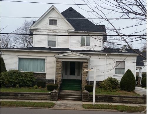 Building Photo - 203 E Pine St