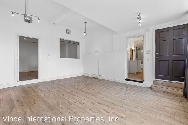 Foto del edificio - 5 br, 4.5 bath House - 1616 Queens Rd