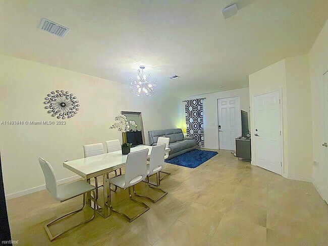 Foto del edificio - 3 br, 2.5 bath Townhome - Magnolia Trails