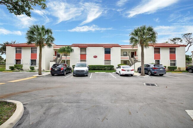 Foto del edificio - 1172 N Hiatus Rd