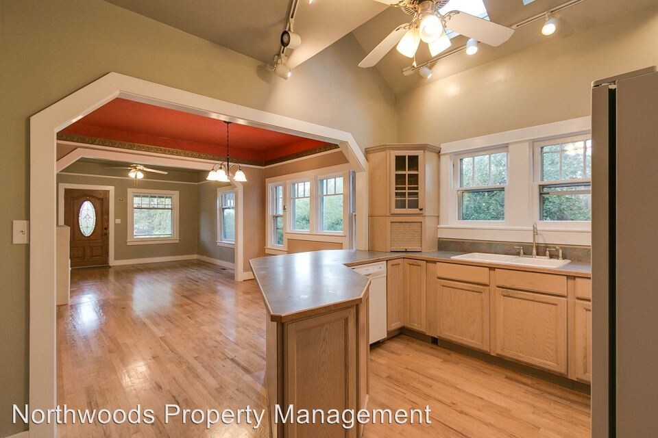 Foto principal - 780 W 28th Ave