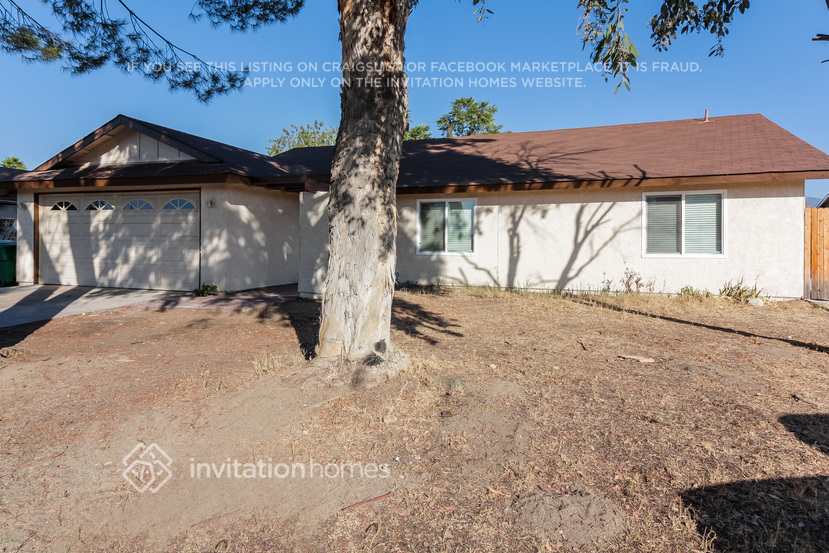 Foto principal - 25134 Hazelwood Cir