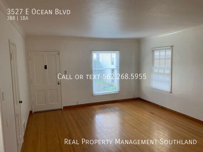 Building Photo - Super Charming 2BD-1BA Apt. w/GARAGE in Be...