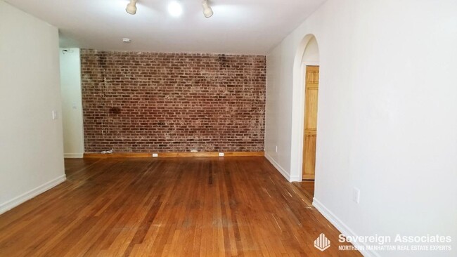 Foto del edificio - 715 W 172nd St