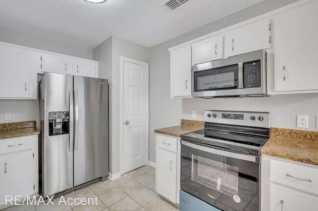 Foto del edificio - 5 br, 2 bath House - 49 Jessica Ct.
