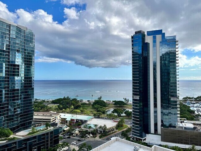 Building Photo - Ae'o: 2 Bed, 2 Bath, 2 Parking, Furnished ...