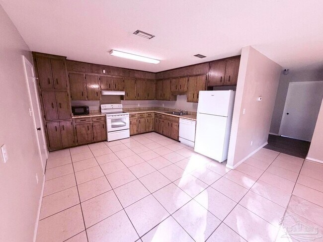 Foto del edificio - 7811 Deborah Dr