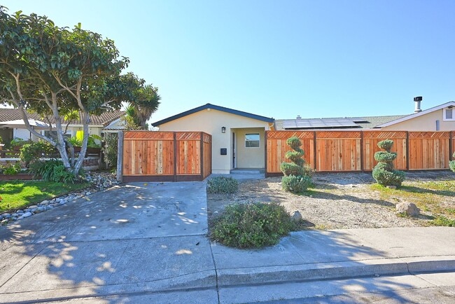 Building Photo - Stunning Brand-New 2BR/2BA Private ADU – Union City