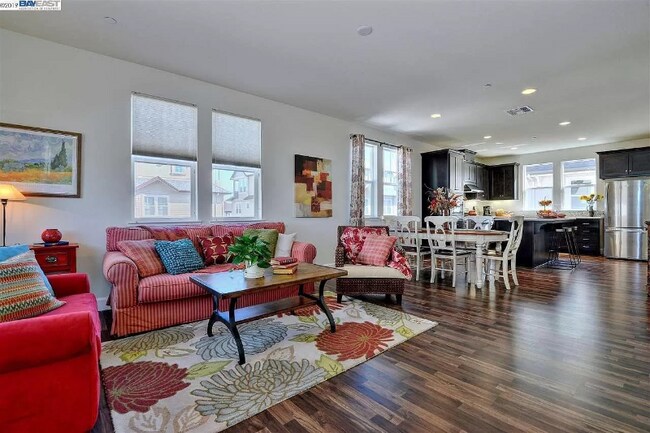 Foto del edificio - 174 Ganesha Cmn