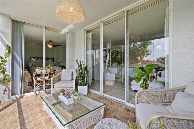 Foto del edificio - 15209 S Tranquility Lake Dr