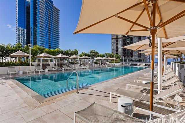 Building Photo - 1000 Auahi St