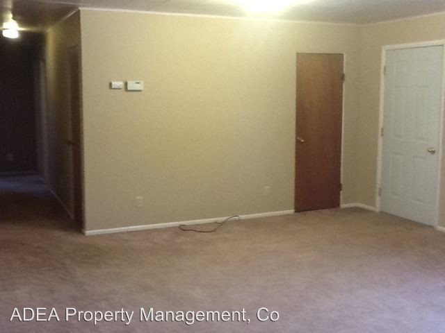 Building Photo - 3 br, 1 bath Apartment - 311 33rd Avenue