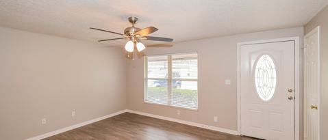 Building Photo - 1692 Mary Beth Dr