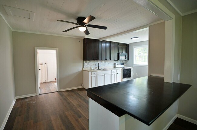 Foto del edificio - 417 W 31st St