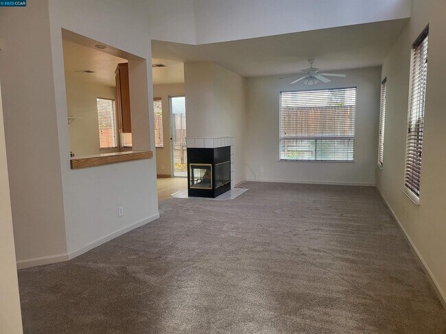 Building Photo - 5333 Catanzaro Way