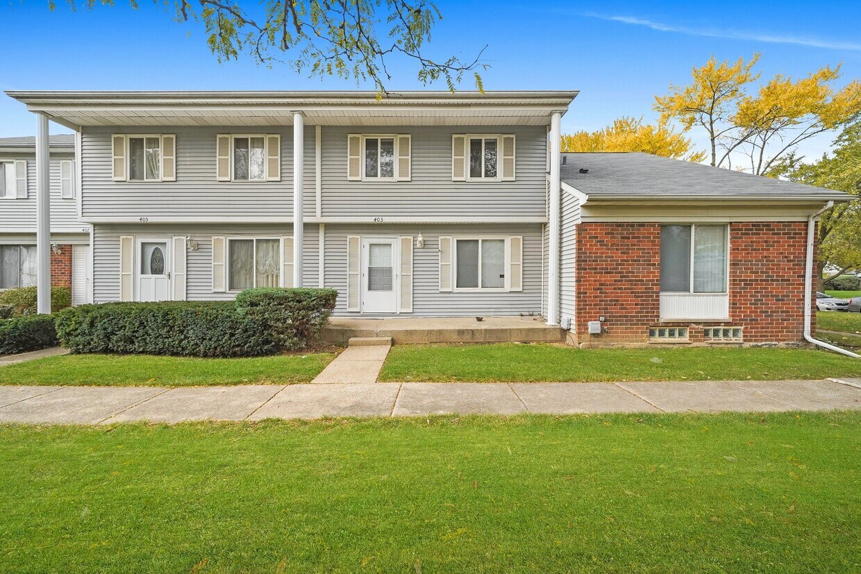 Foto principal - 403 Gainsborough Ct