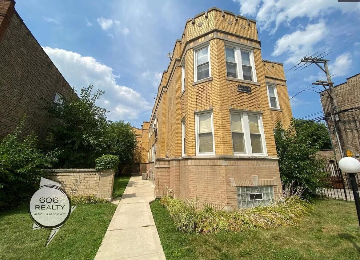 Foto principal - 5218 W Crystal St