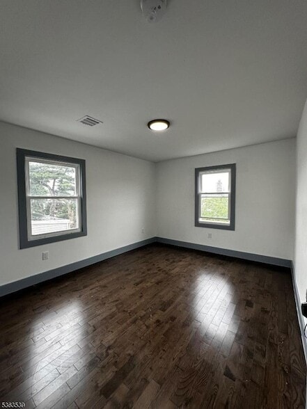 Building Photo - 196 Scheerer Ave
