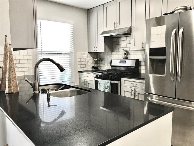 Foto del edificio - 2306 Patsy Pkwy