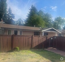 Building Photo - 3322 Larch Way
