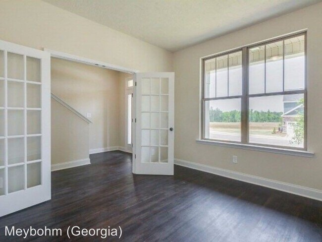 Building Photo - 4 br, 2.5 bath House - 156 Swinton Pond Road