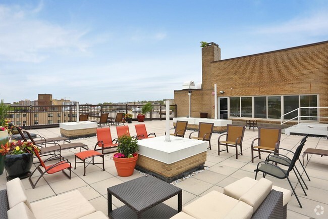 Sundeck - Brandywine Apartments