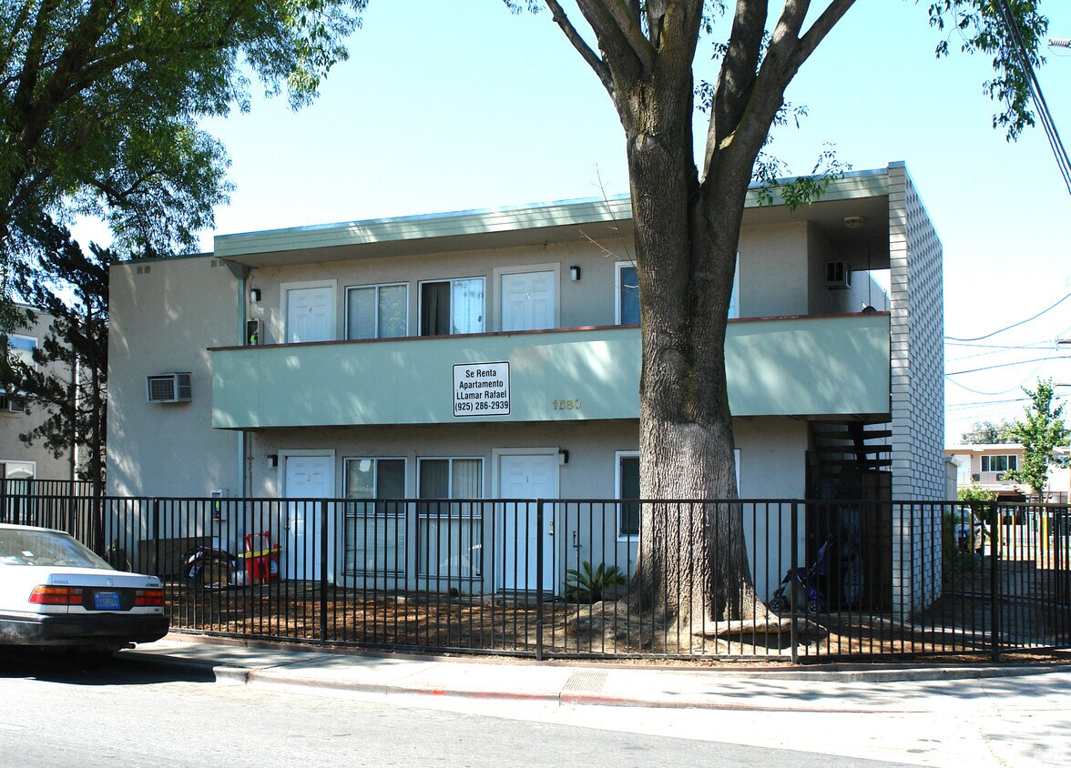 Primary Photo - 1680 Haller Ct