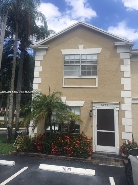 Foto principal - 2893 Belmont Ln
