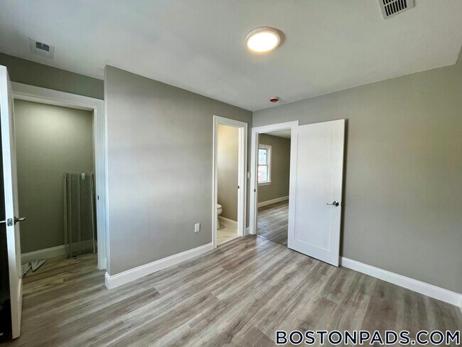 Foto del edificio - 103 Felton St