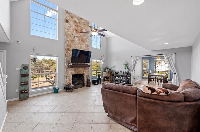 Building Photo - 31305 Ranch Rd 12
