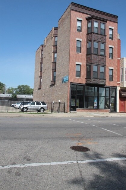 4030 S Cottage Grove Ave Chicago Il 60653 Apartments Chicago