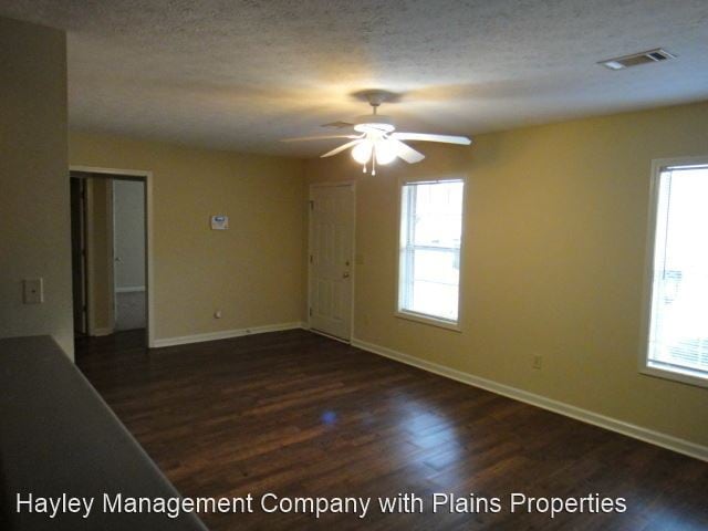 Foto del edificio - 3 br, 3 bath House - 2006 Longview Court