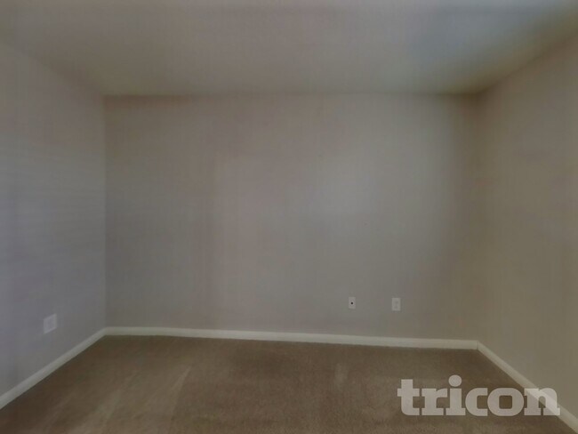 Building Photo - 11443 Coral Canyon