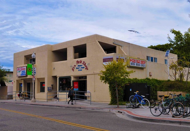 Building Photo - 6580 Pardall Rd