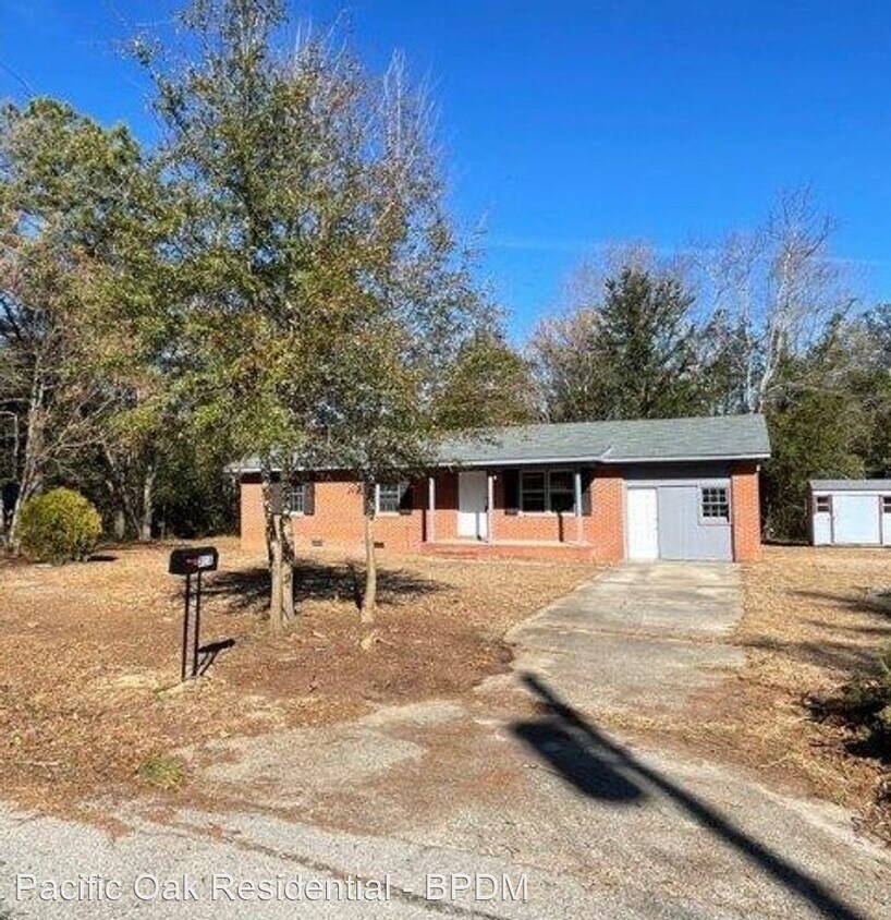 311 Keith Ave, Raeford, NC 28376 House Rental in Raeford, NC
