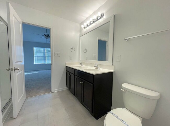 Foto del edificio - 3982 BETHESDA Pl