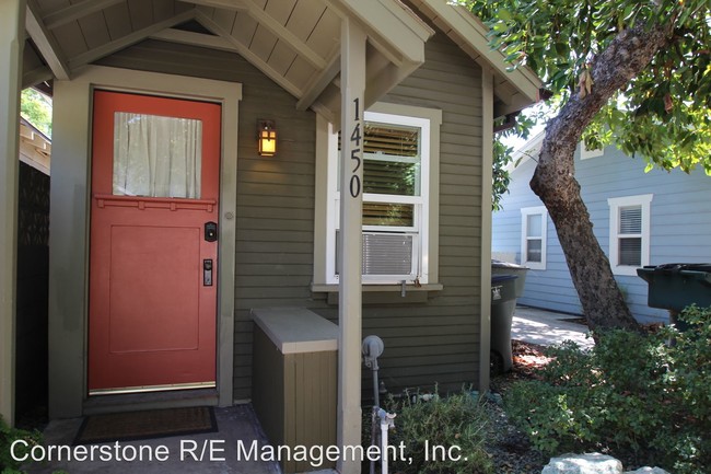 Foto del edificio - 1 br, 1 bath House - 1450 E Howard Street