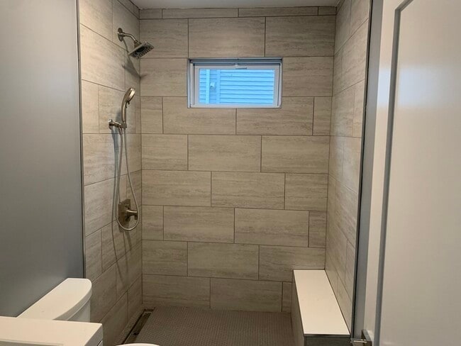 Foto del edificio - 115 Shore Dr