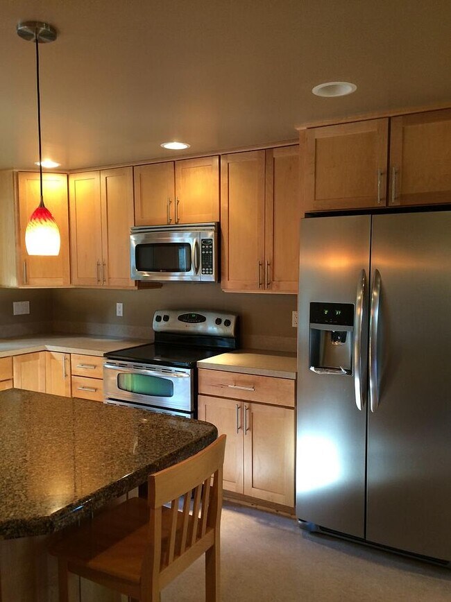 Foto del edificio - 2008 6th St W