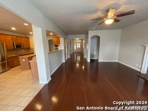 Foto del edificio - 25919 Lost Creek Way