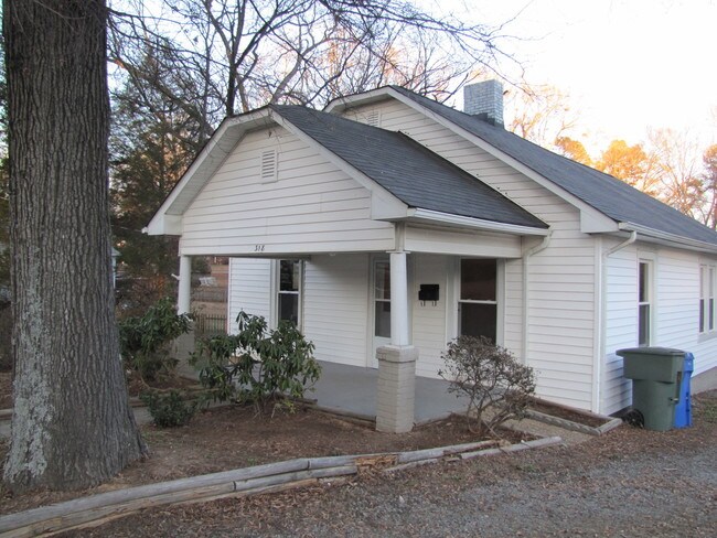 Building Photo - 318 Culp St