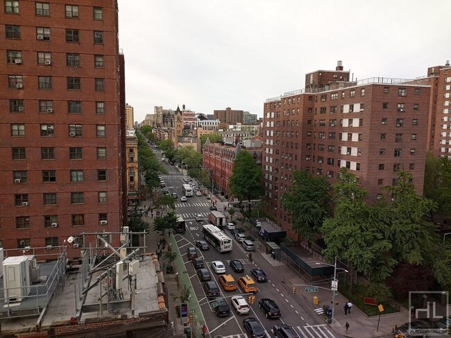 Building Photo - AMSTERDAM AVENUE