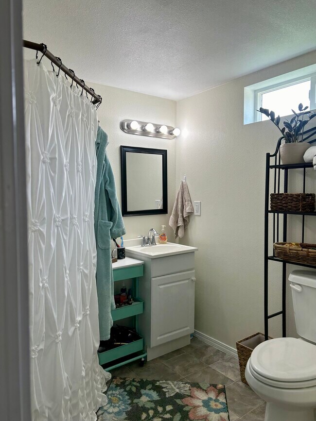 Foto del edificio - 2463 N Maxie Way