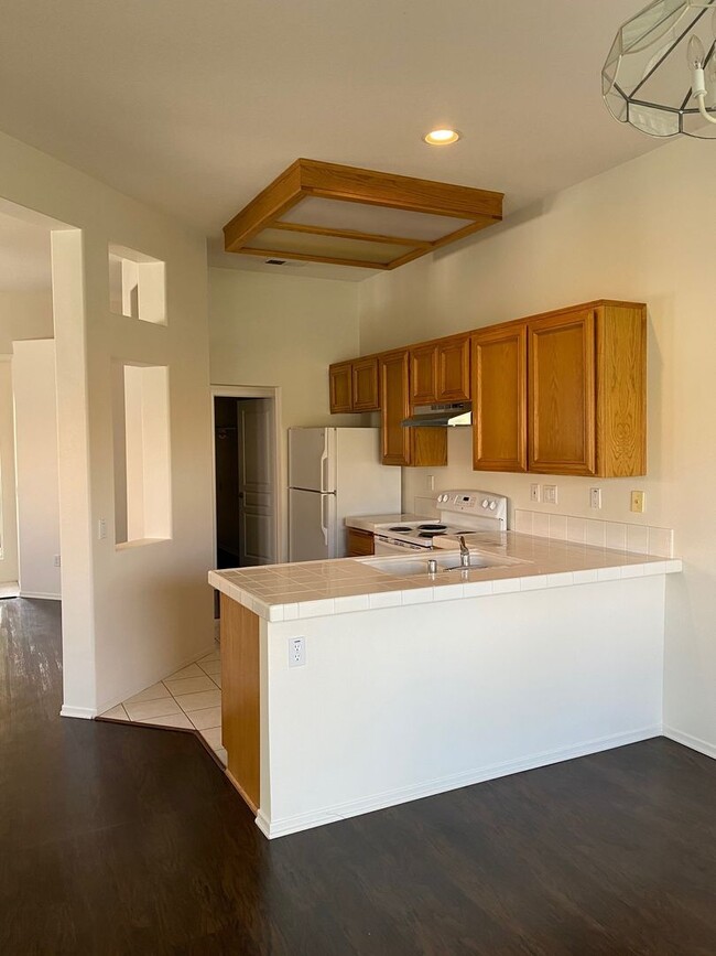 Building Photo - JESS RANCH!!!! 55+ Community!