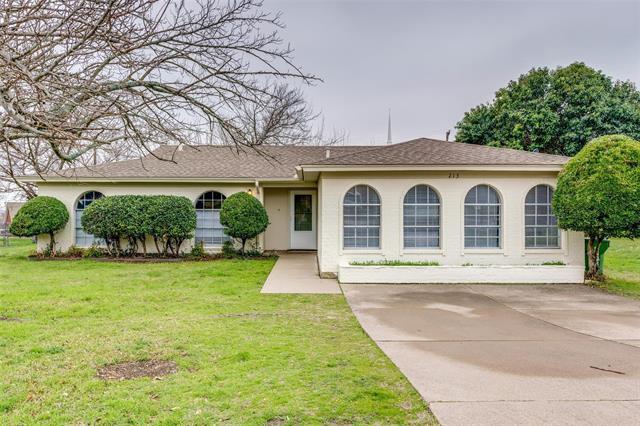 Primary Photo - 213 Rolling Hills Dr