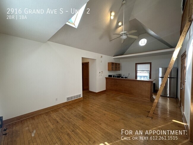 Foto del edificio - 2916 Grand Ave S