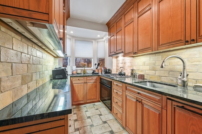Kitchen - 42 1/2 Adrian Ave