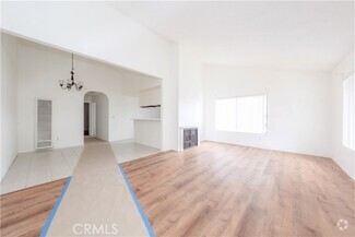 Building Photo - 13912 Cherry St